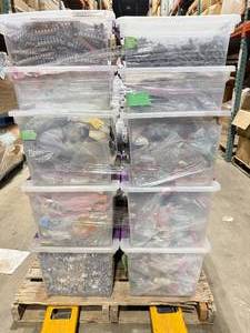 lot 9 image: PALLET OF ASSORTED ELECTRONIC COMPONENTS