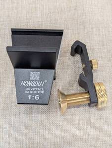 lot 47 image: Hongdui Dovetail Saw Guide 16