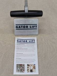 lot 73 image: Gator Lift Sheet Carrier Tool