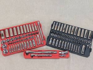 lot 127 image: Milwaukee SAE and Metric Socket Set