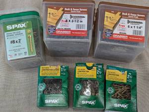 lot 152 image: Assorted Construction and Deck Screws
