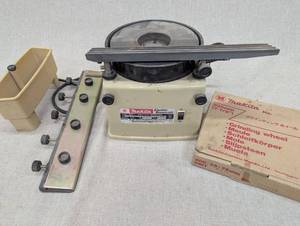 lot 154 image: Makita Electric Sharpener with Grinding Wheel