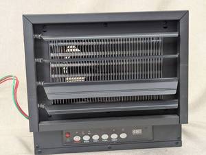 lot 162 image: Hyper Tough 240v 7500W Digital Garage Heater (opened)
