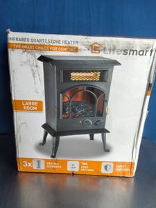 lot 65 image: LifeSmart Infrared Quartz Stove Heater.