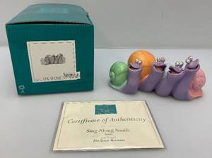 lot 9 image: Est. 95.00 - $200.00 Disneys WDCC (THE LITTLE MERMAID) SING ALONG SNAILS Figurine In Original Box With COA