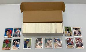 lot 37 image: Misc. Unsorted Baseball Cards