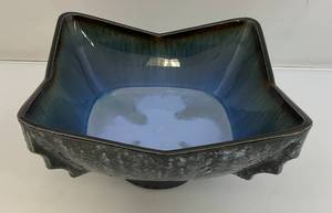 lot 89 image: Vintage Japanese Ikebana Square Chalice Bowl