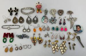 lot 121 image: Misc. Costume Jewelry Including Rhinestone And More