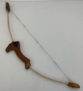 lot 146 image: Hand Carved Horse Adorned Kids Bow 29