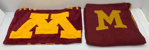 lot 225 image: Very Old Wool University Of Minnesota Stadium Blanket (Has Signs Of Wear) And Fleece Blanket