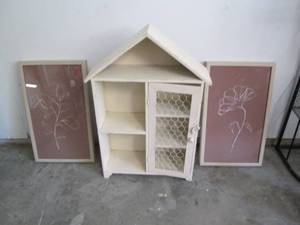 lot 555 image: 22in Wooden Henhouse Shaped shelf a...