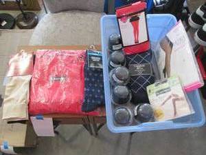 lot 579 image: Variety of pantyhose, socks and sho...