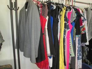 lot 610 image: Womens sundresses,formal wear and ...