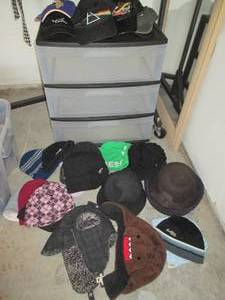 lot 617 image: Starlite plastic 3-drawer organizer...