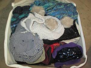 lot 620 image: Large collection of hats, caps and ...