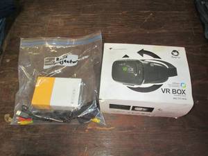 lot 629 image: VR box unit and other misc...