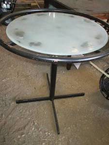 lot 494 image: Heavy Duty Metal rotating retail di...