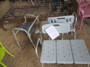 lot 504 image: Pair of NEW medical assist Shower b...