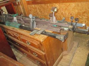 lot 510 image: 5-metal bed frames , ladies 8-drawe...