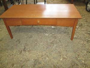 lot 513 image: Wood rectangular coffee table with ...