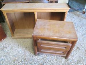 lot 523 image: Heavy Wood book case plus 2-drawer ...