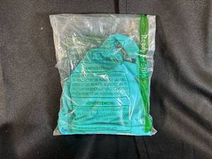 lot 8 image: Turquoise Yoga Bra Size Large