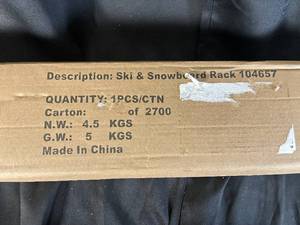 lot 20 image: Ski and Snowboard Rack in Box