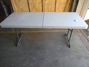 lot 101 image: 6 foot folding Table
