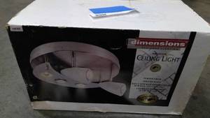 lot 107 image: Light fixture