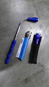lot 117 image: Flashlights Mini Mag Lights