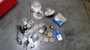 lot 127 image: Electrical Sockets