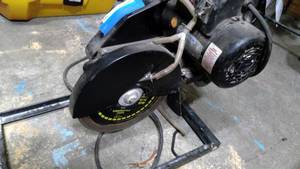 lot 189 image: Chop saw