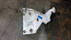 lot 228 image: Bobcat Backhoe Bracket