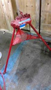 lot 231 image: Rigid Tristand chain vise