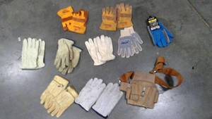 lot 272 image: Miscellaneous gloves
