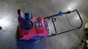 lot 288 image: Toro Snowblower