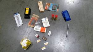 lot 363 image: Razor Blades