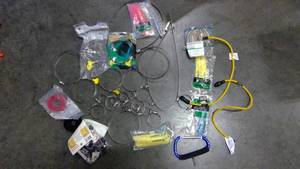 lot 368 image: Hose clamps velcro loops