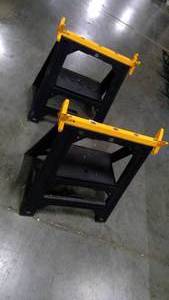 lot 384 image: Workforce Saw Horses