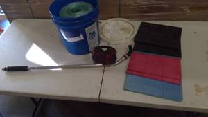 lot 400 image: Bucket of twine, shims, earmuffs, hose attachment