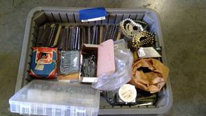 lot 407 image: Nailgun Nails, concrete spikes, lag bolts