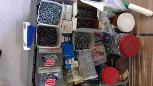 lot 414 image: Assorted Screws, self tappers