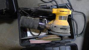 lot 471 image: DEWALT orbital sander
