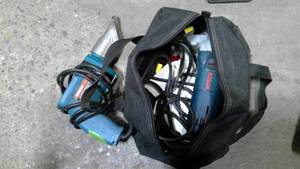 lot 483 image: 2 Bosch metal sheers