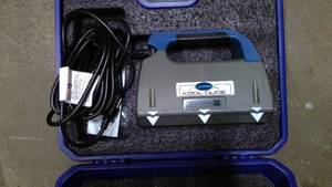 lot 485 image: Heat Bond iron