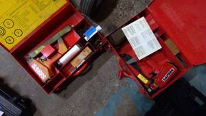 lot 492 image: Hilti Finish nailer and stapler