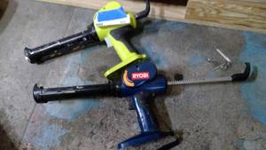 lot 512 image: Ryobi Electric caulking gun