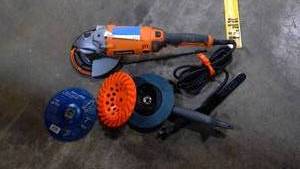 lot 515 image: RIGID angle grinder
