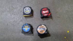 lot 552 image: Tape measures