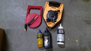 lot 555 image: Giant DEWALT chalk line and chalk